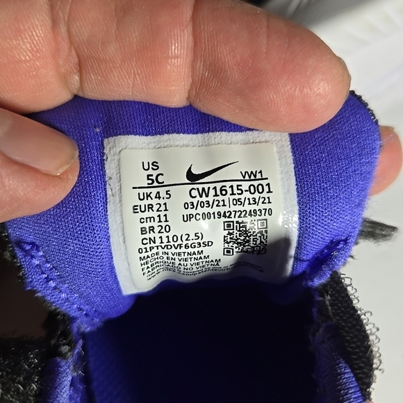 Nike Star Runner 2 Fire Boys Size 5c Strap Front Hook And Loop - Picture 8 of 10